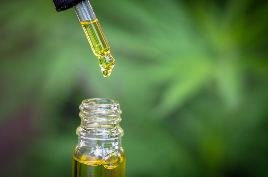 Some Benefits of CBD Oil for Maintaining Health